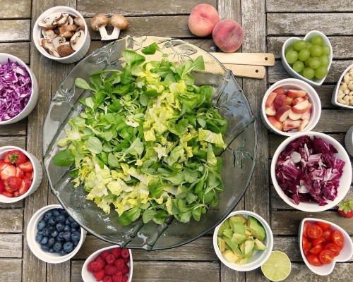 Piramida alimentara: acestea sunt alimentele pe care ar trebui sa le consumi cel mai mult